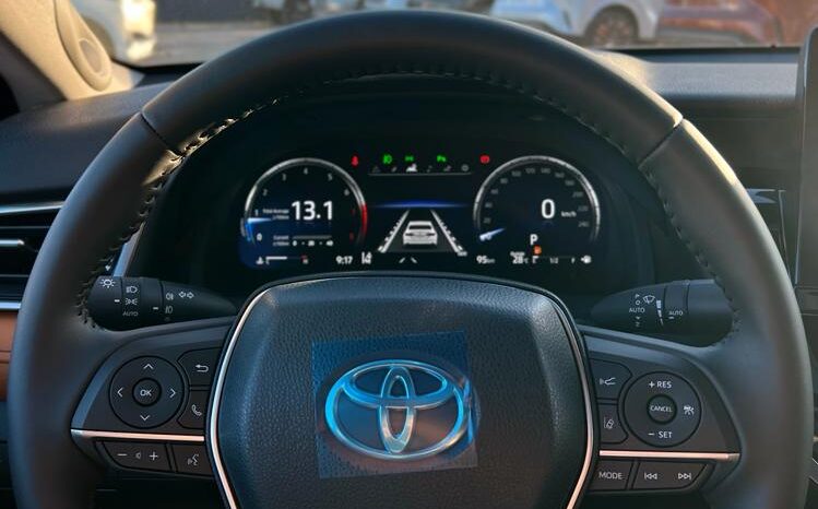 Toyota Camry 2.5 Q AT